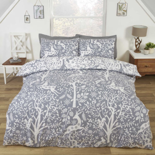 Tatton Mono Christmas Duvet Set